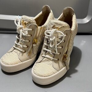 Giuseppe Zanotti wedges